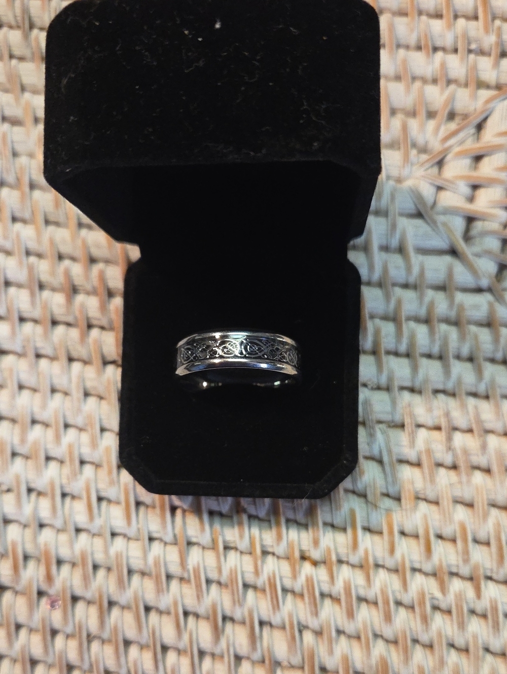 Men's Celtic Pattern Stainless Steel Ring - Silver, Gold, Light Blue, Dark Blue
